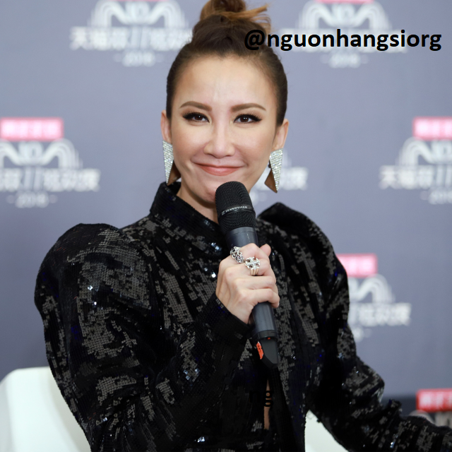 Coco Lee là ai